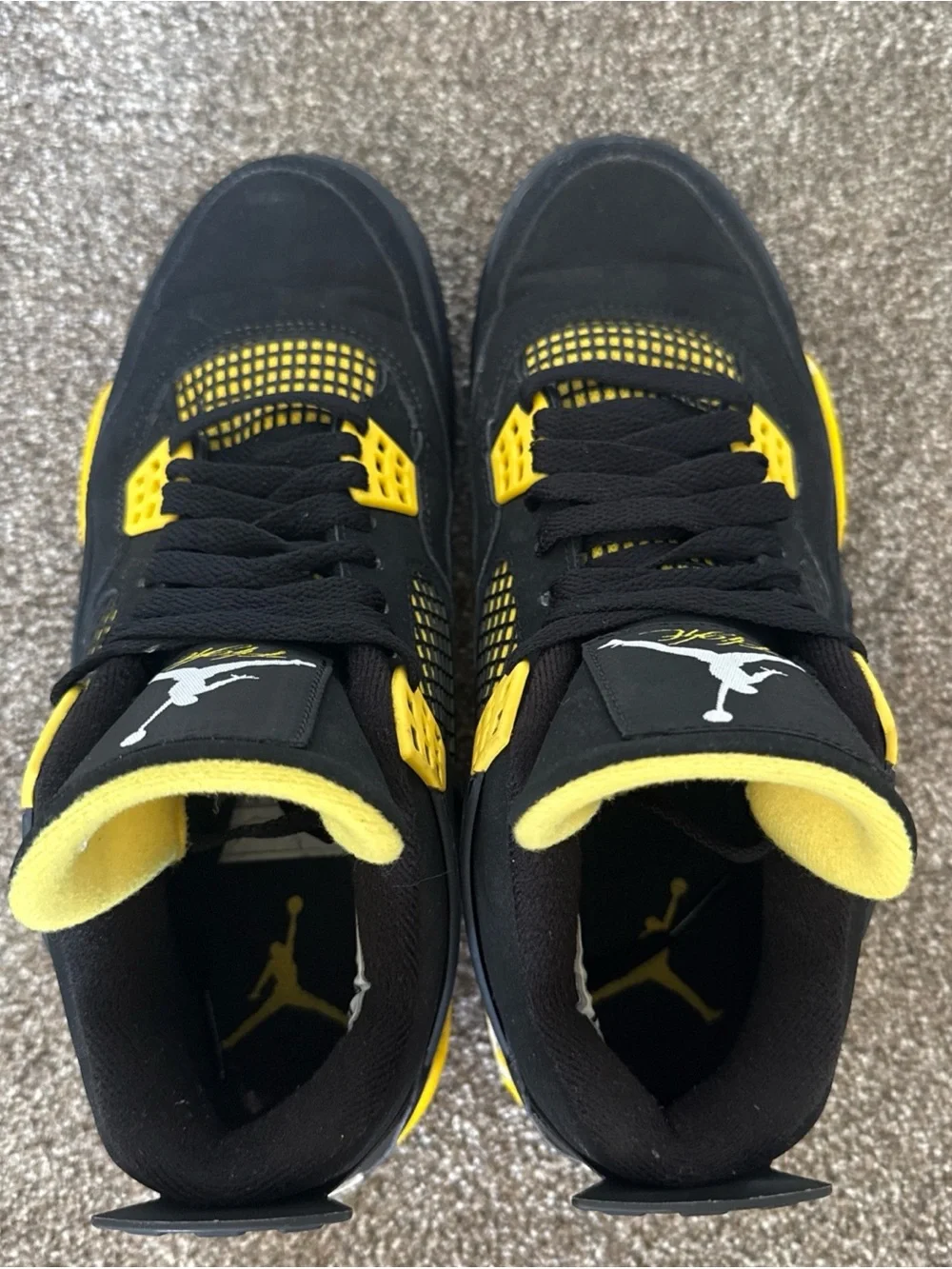 Air Jordan 4 Retro Thunder Black and Yellow Men’s size 7